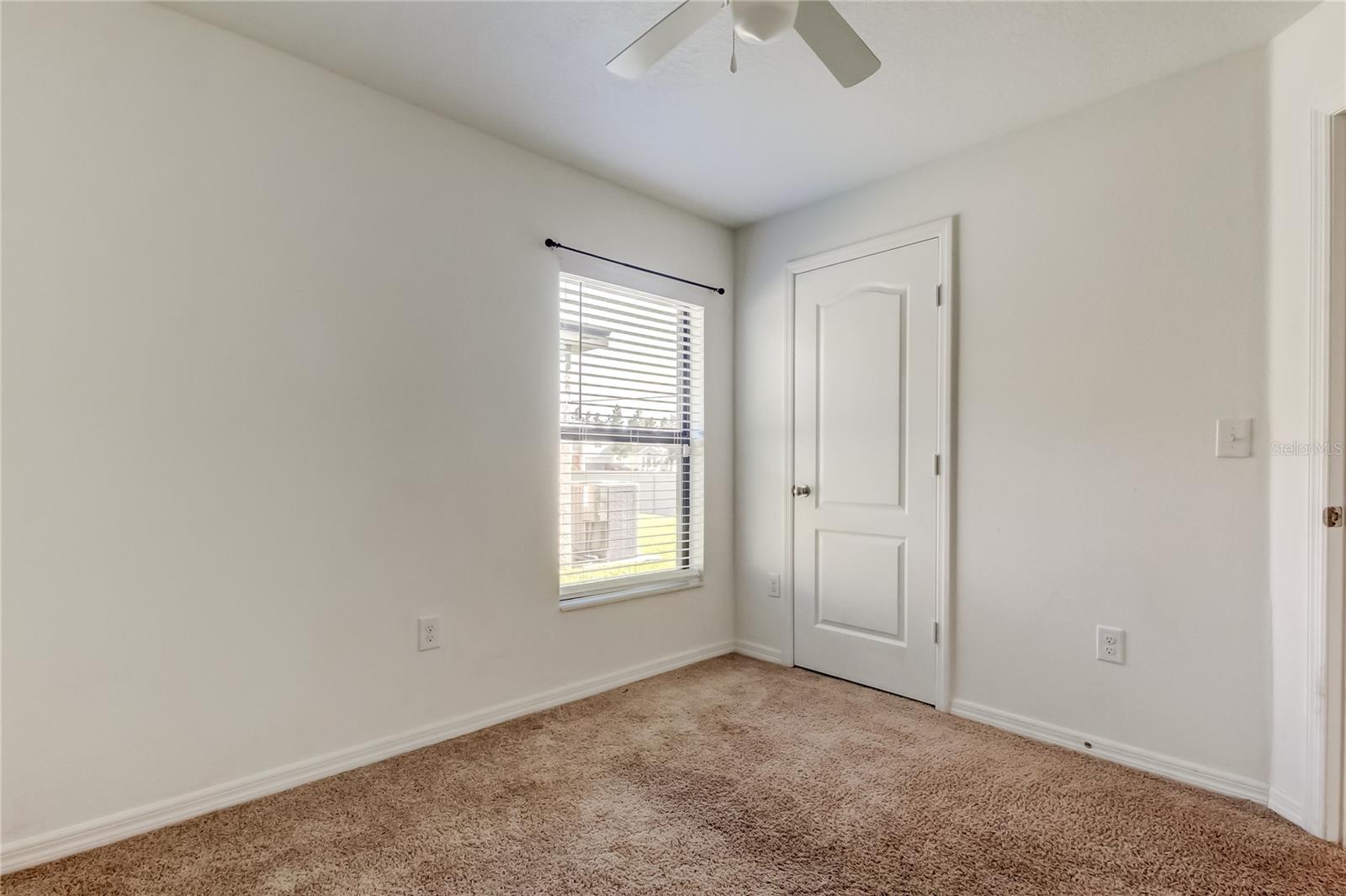 1739 CHATHAM GREEN CIR — photo 32