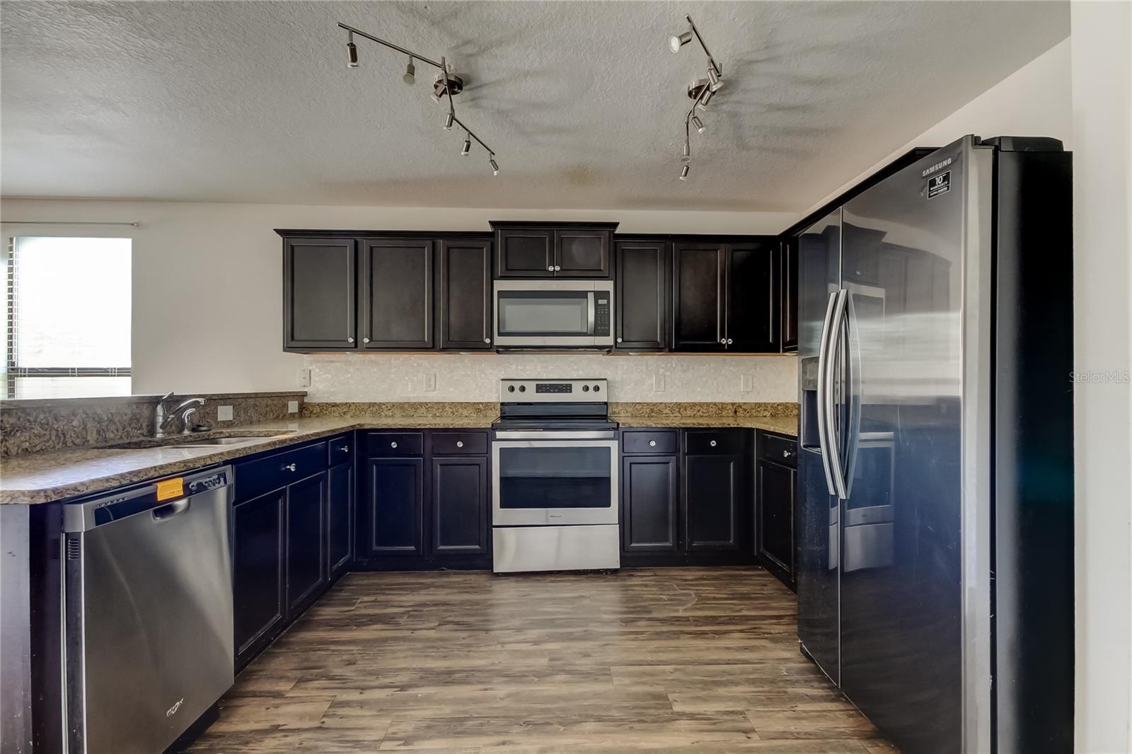 1739 CHATHAM GREEN CIR — photo 10