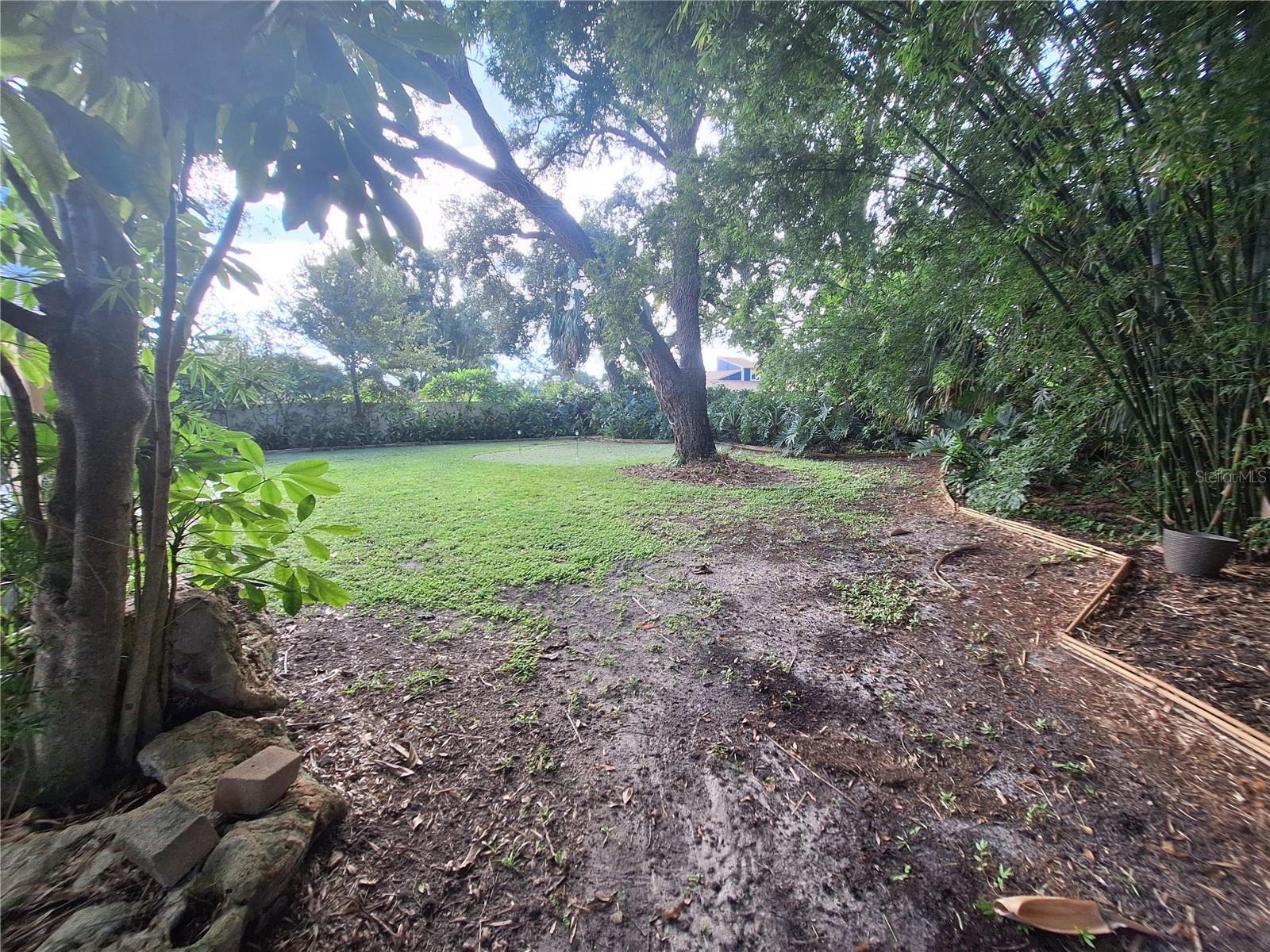 9613 LEEWARD AVE — photo 43