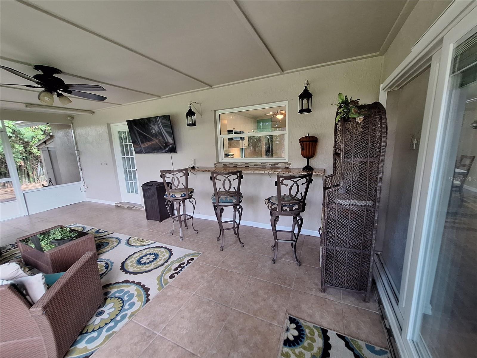9613 LEEWARD AVE — photo 39