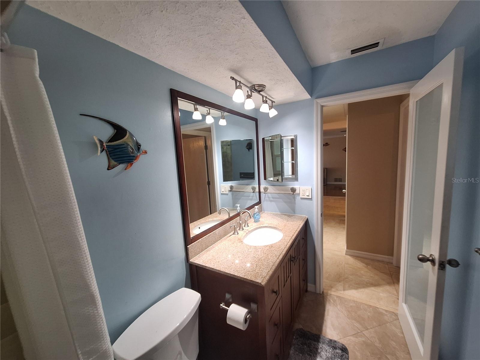 9613 LEEWARD AVE — photo 26