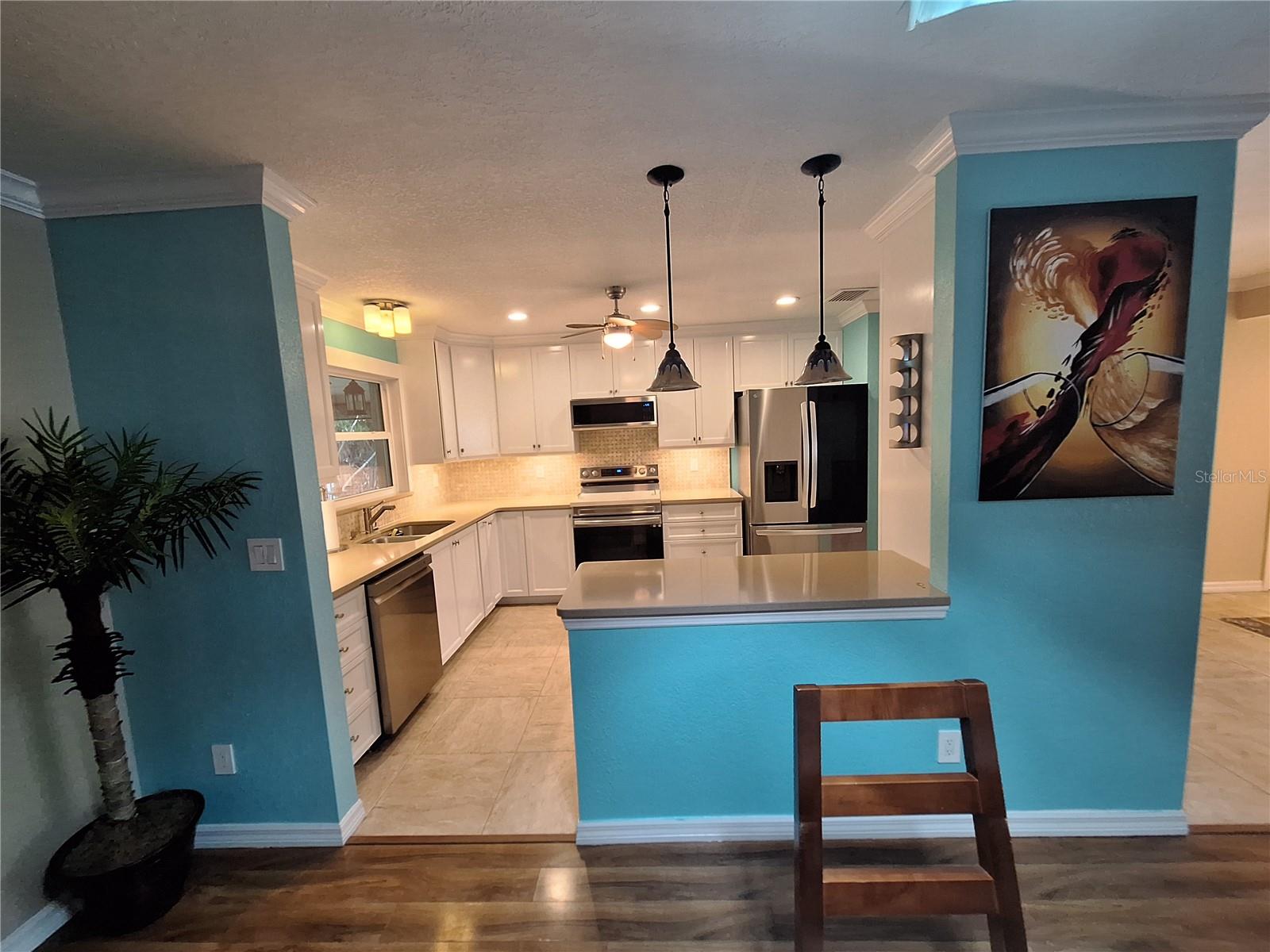 9613 LEEWARD AVE — photo 29