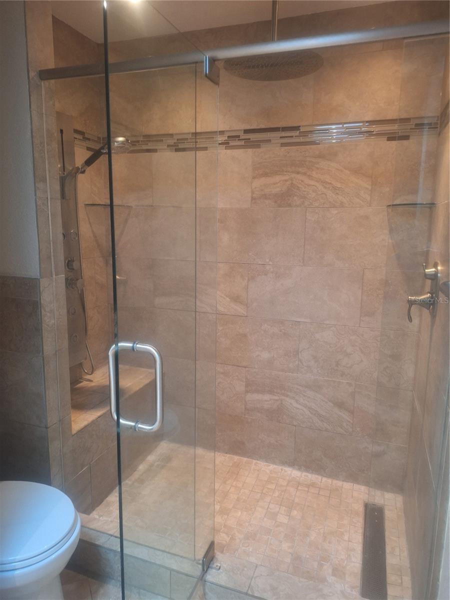9613 LEEWARD AVE — photo 48