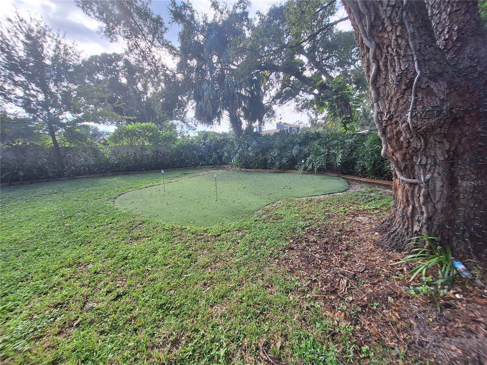9613 LEEWARD AVE — photo 45
