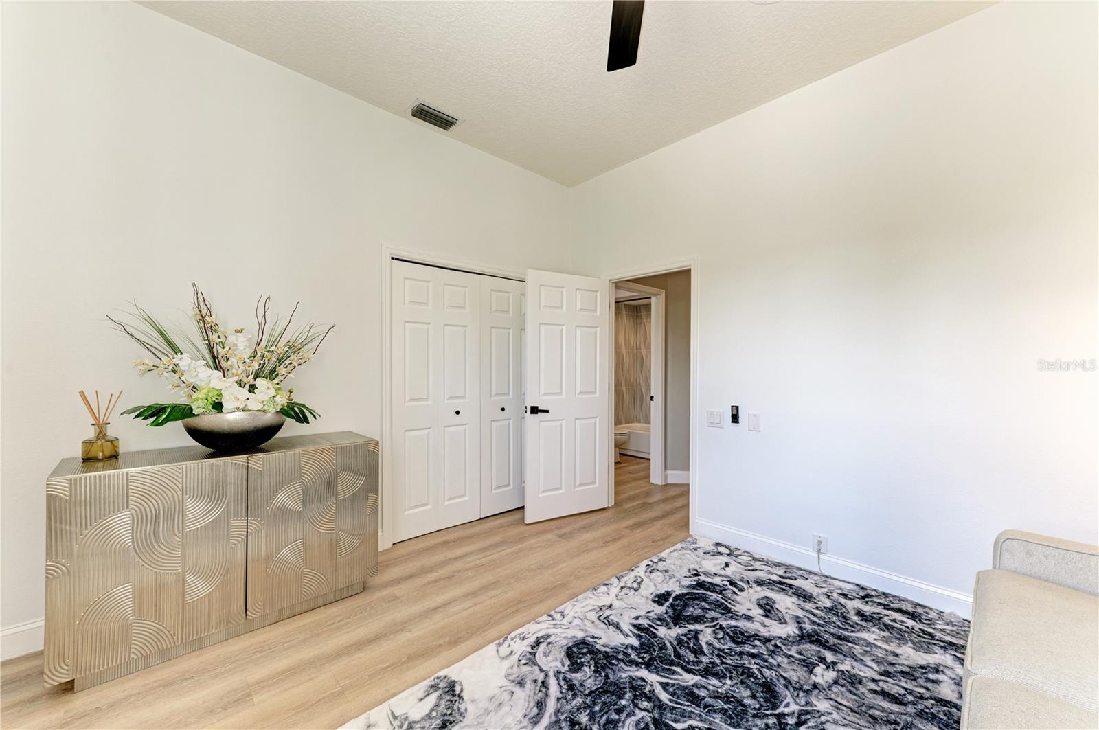 6622 OAKBROOKE CIR — photo 25