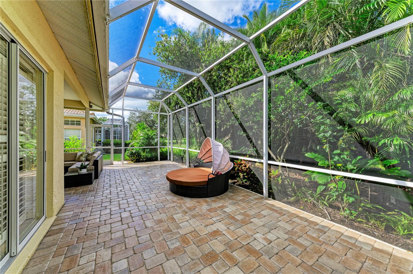6622 OAKBROOKE CIR — photo 41