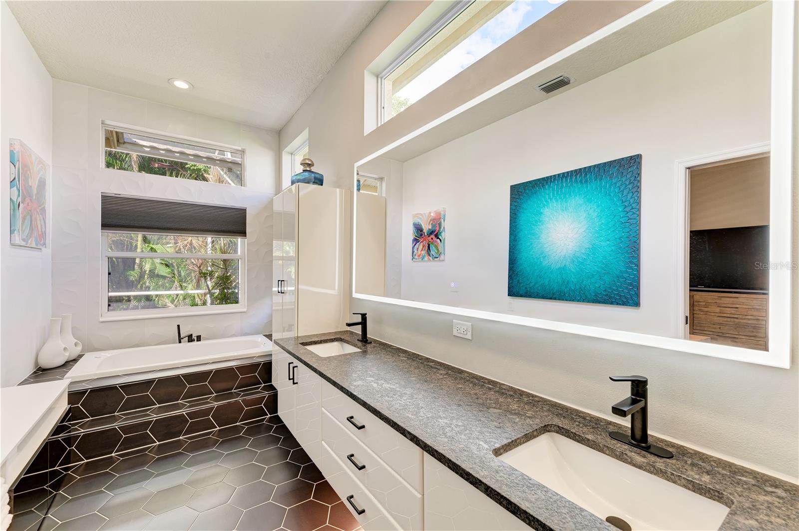 6622 OAKBROOKE CIR — photo 18