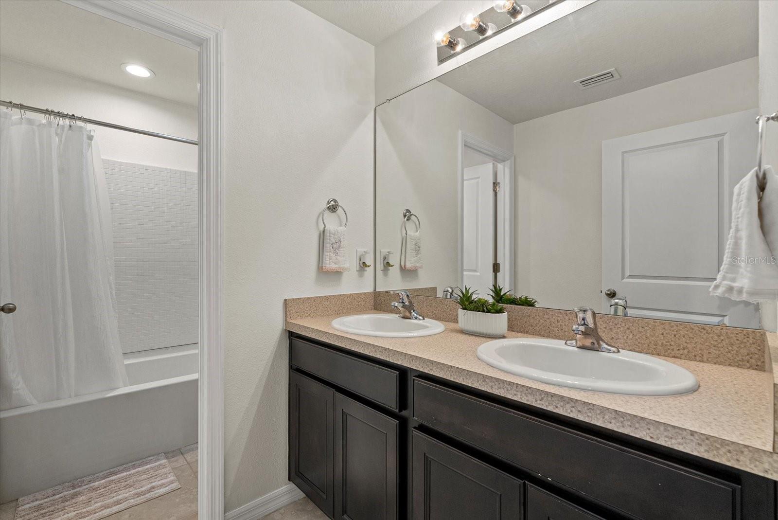5030 JACKEL CHASE DR — photo 35