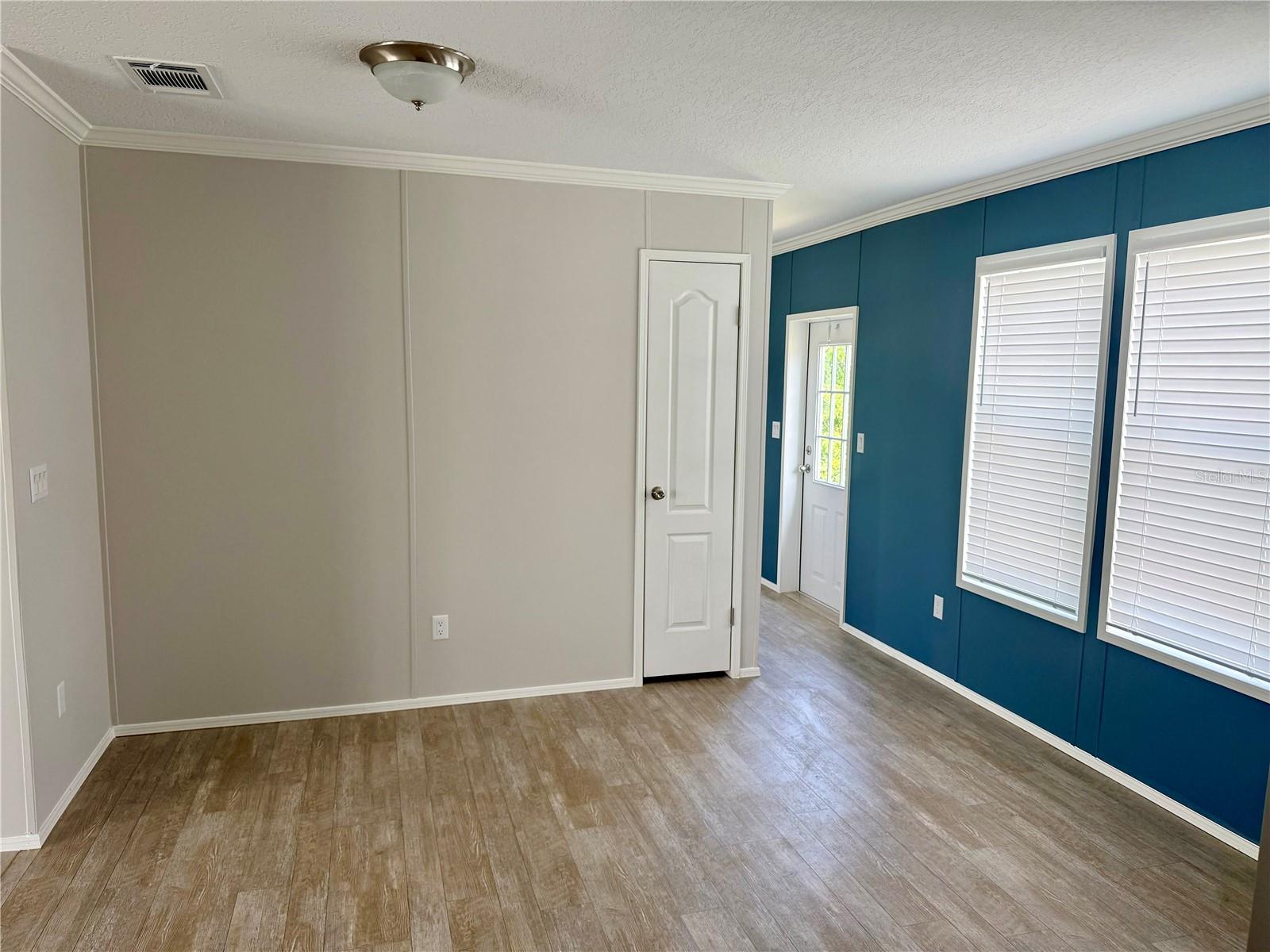 37743 GEIGER RD — photo 8