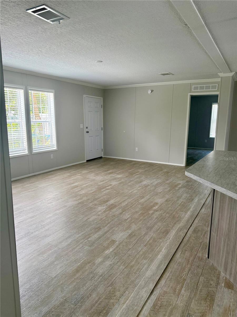 37743 GEIGER RD — photo 10