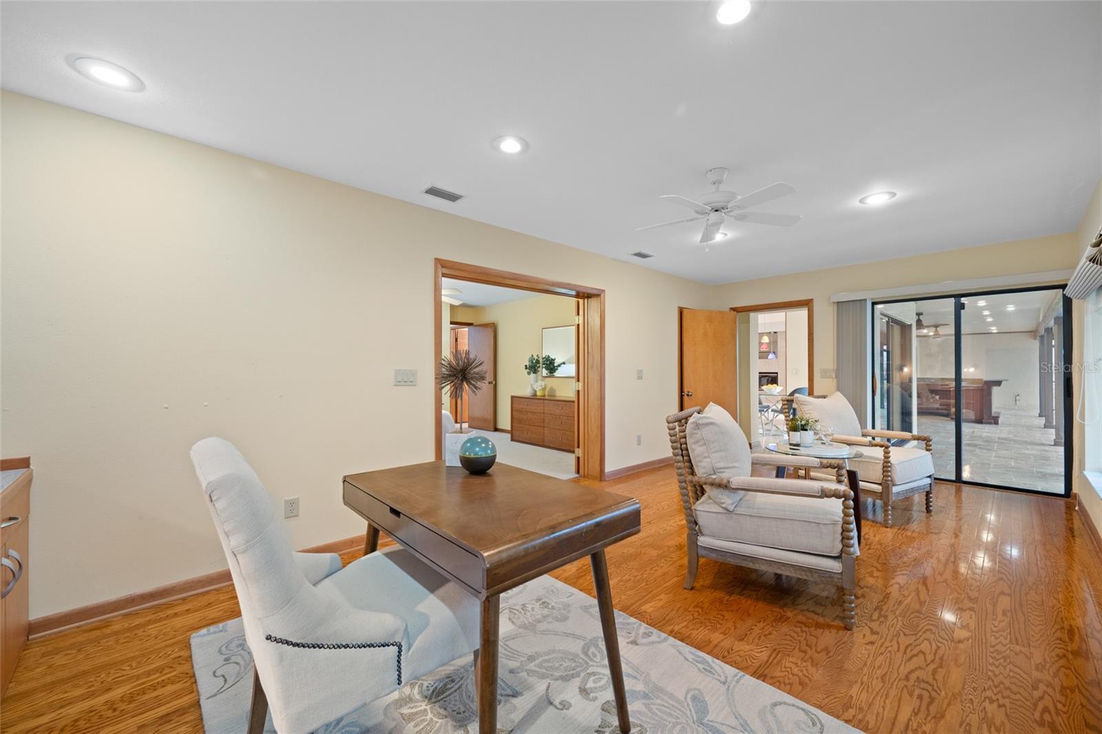 9807 COMPASS POINT WAY — photo 38