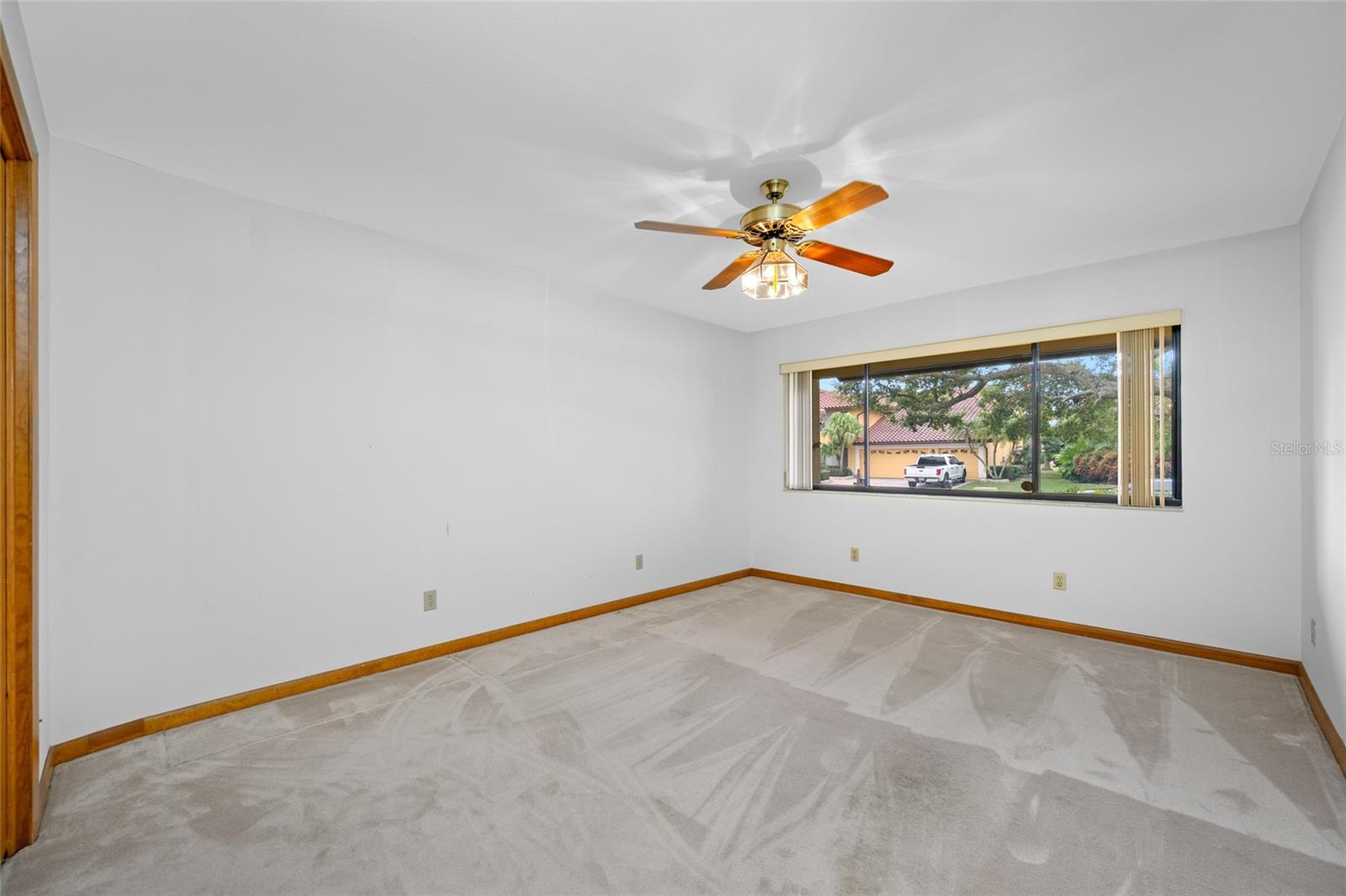 9807 COMPASS POINT WAY — photo 32
