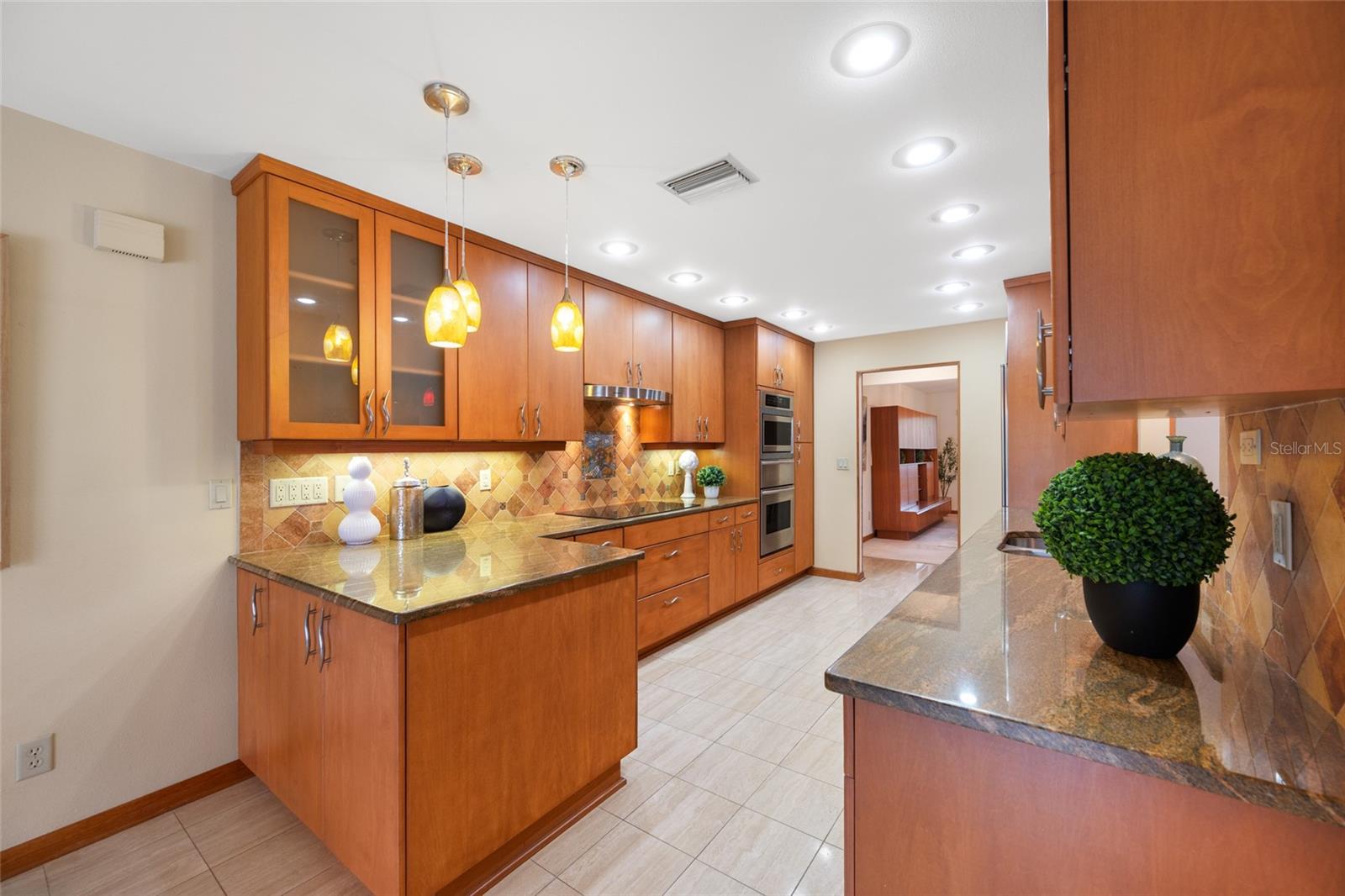 9807 COMPASS POINT WAY — photo 29