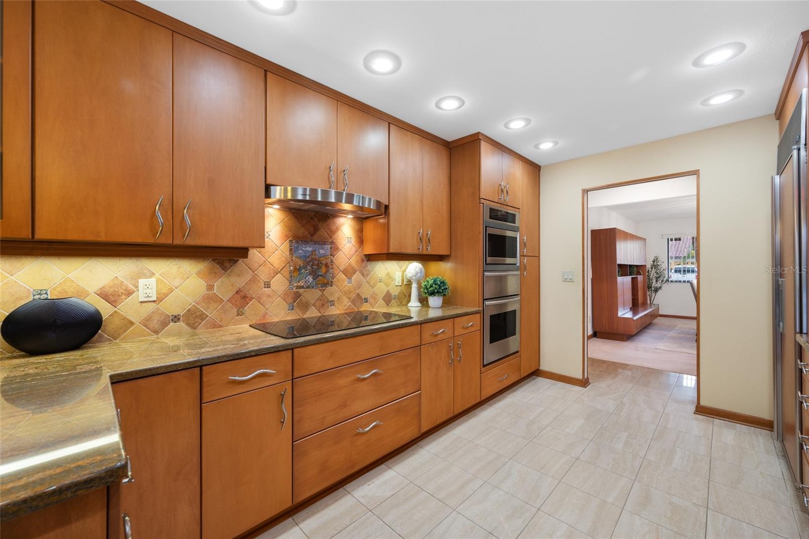 9807 COMPASS POINT WAY — photo 12