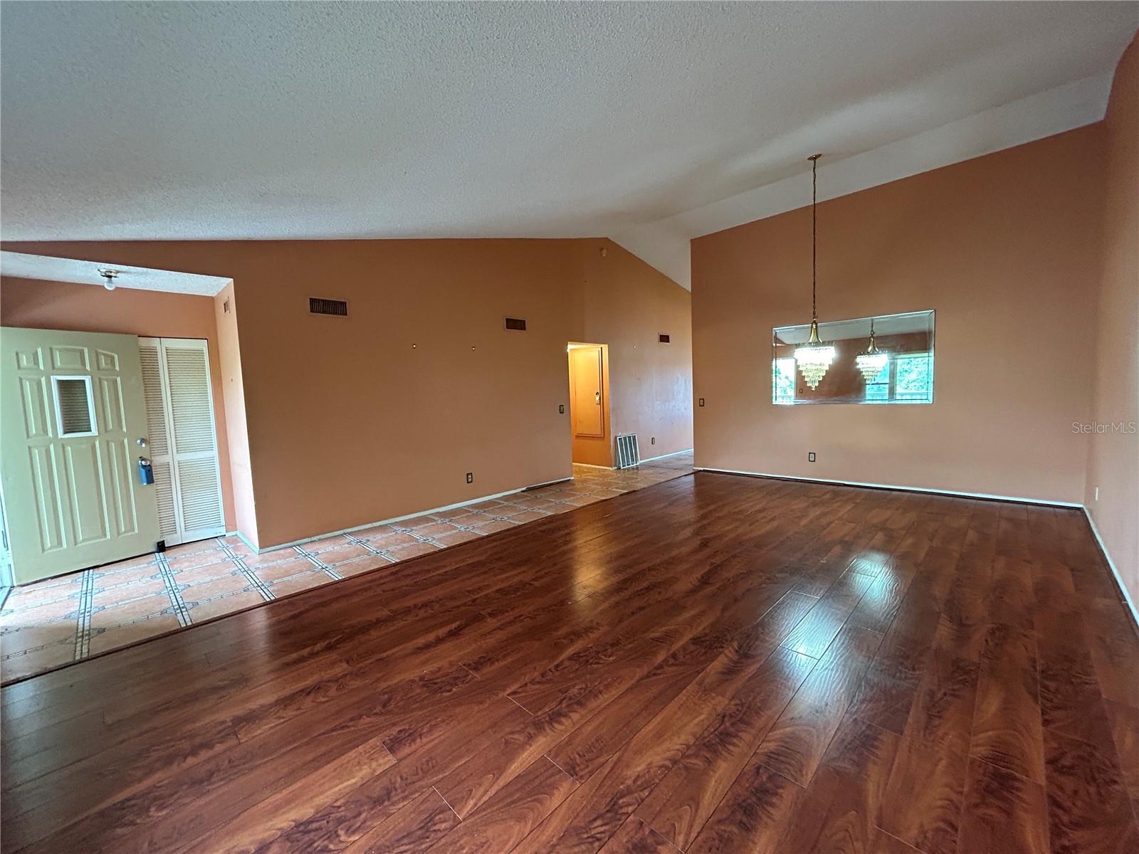 2221 NORWEGIAN DR #57 — photo 5