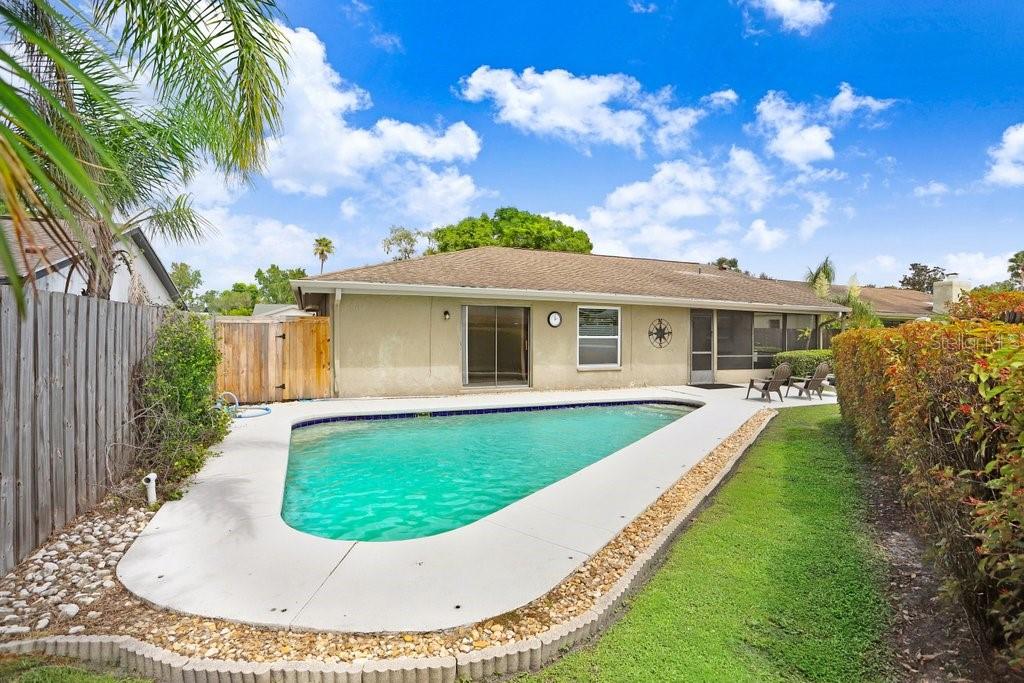4412 STONEHENGE RD — photo 33
