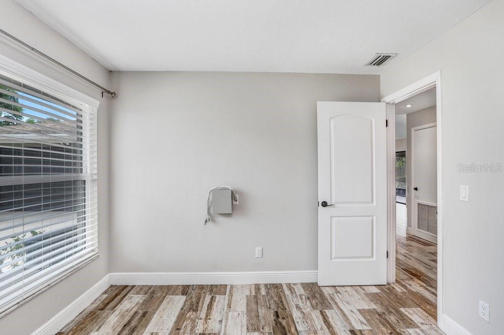 4412 STONEHENGE RD — photo 23