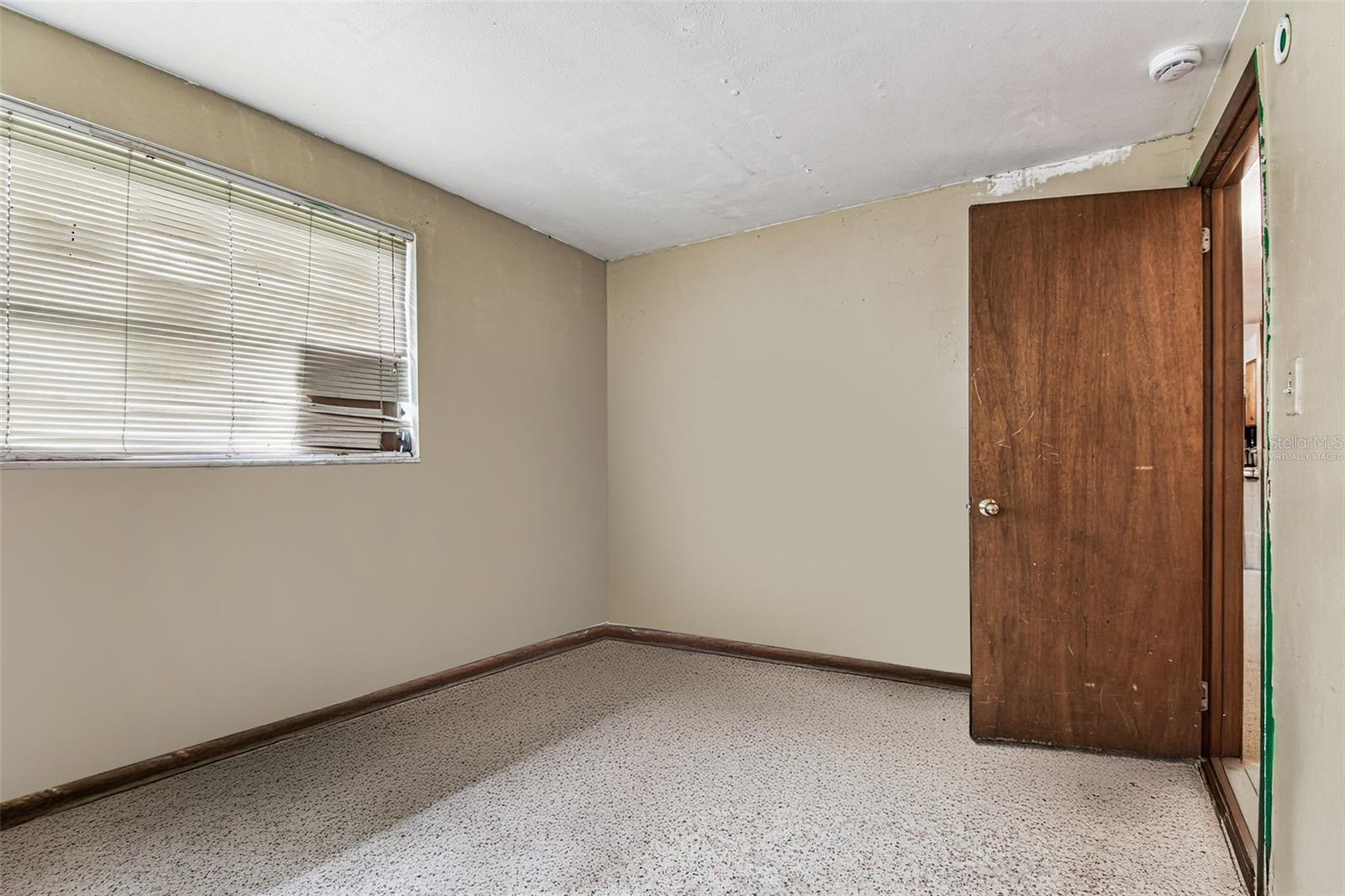 7512 RHODE ISLAND DR — photo 5