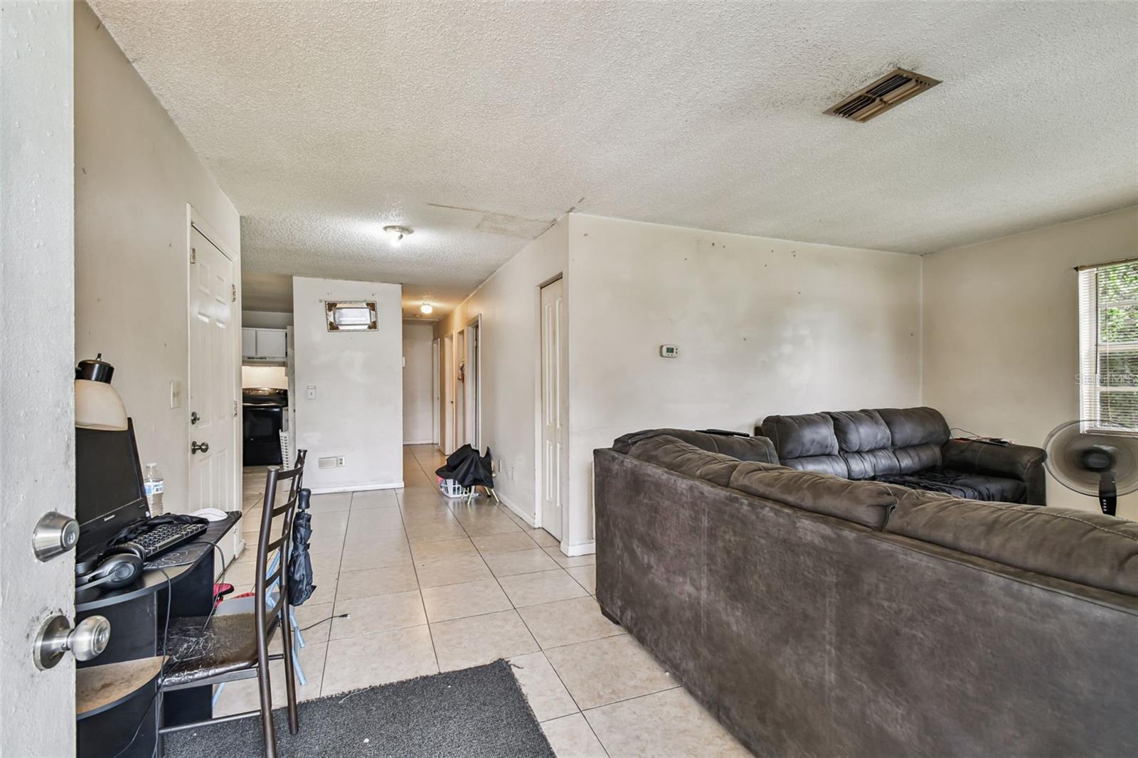 8205 N SEMMES ST — photo 23