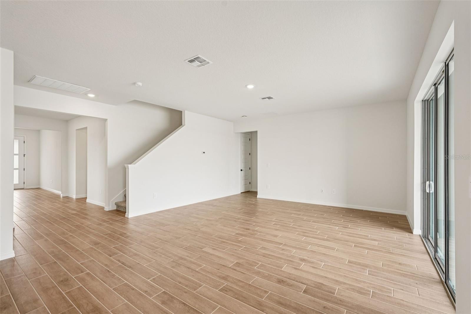 10546 ABUNDANCE GROVE WAY — photo 10