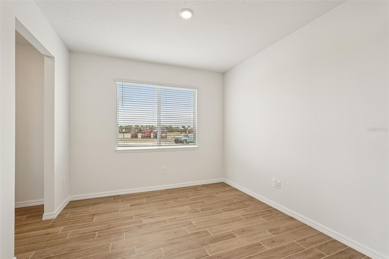 10546 ABUNDANCE GROVE WAY — photo 23