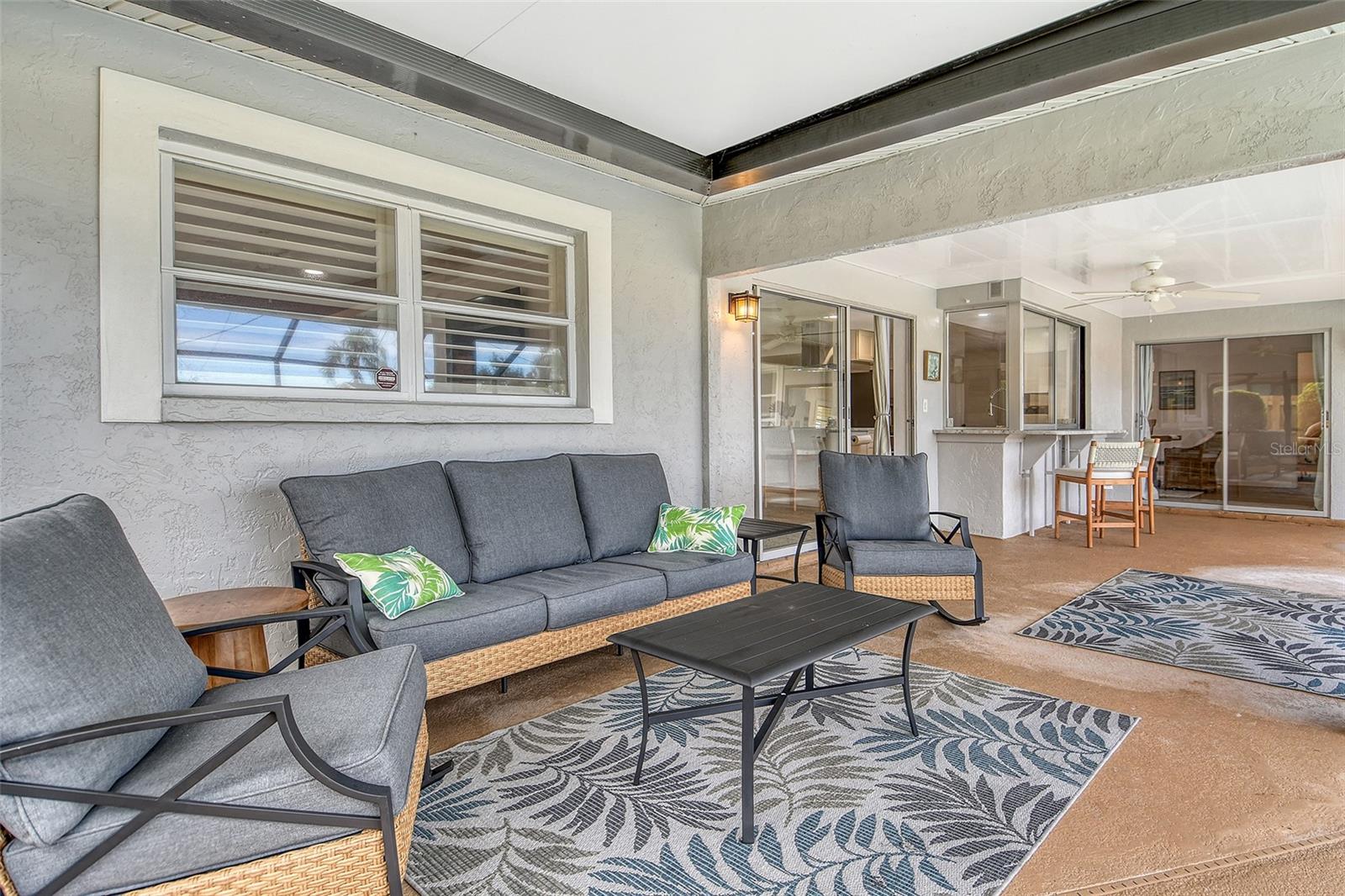 6722 ROXBURY DR — photo 19