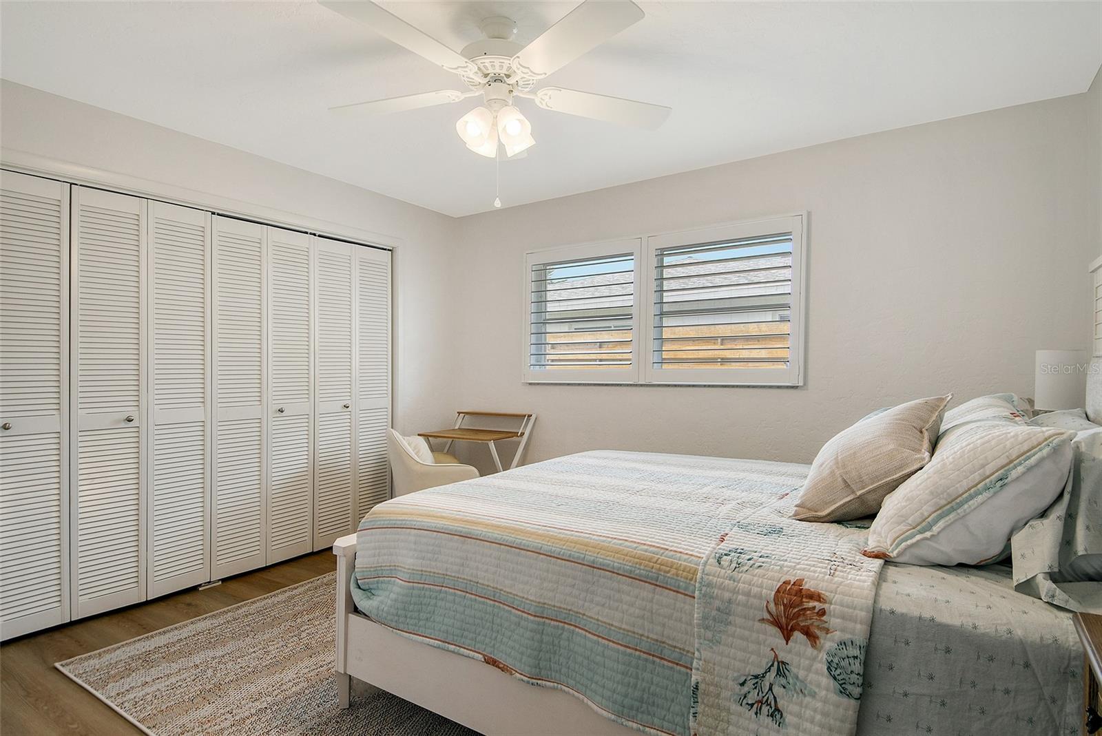 6722 ROXBURY DR — photo 38