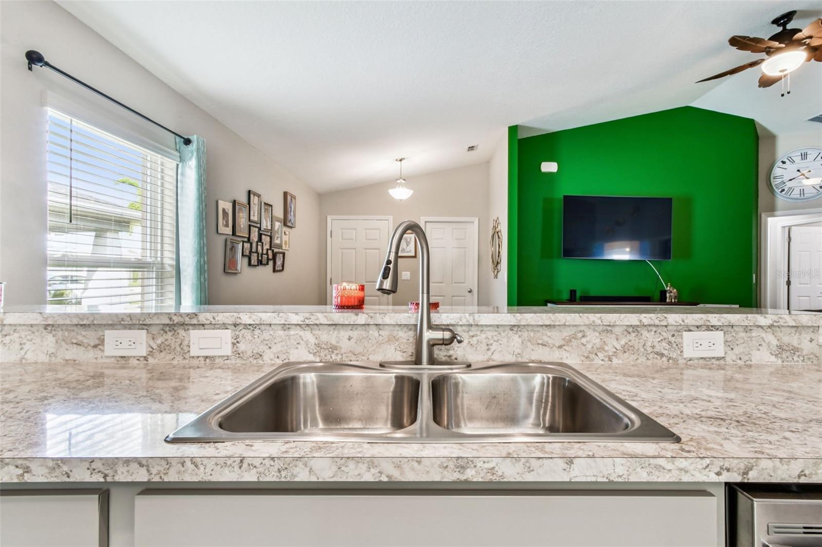 6977 ABBYWOOD LN — photo 19