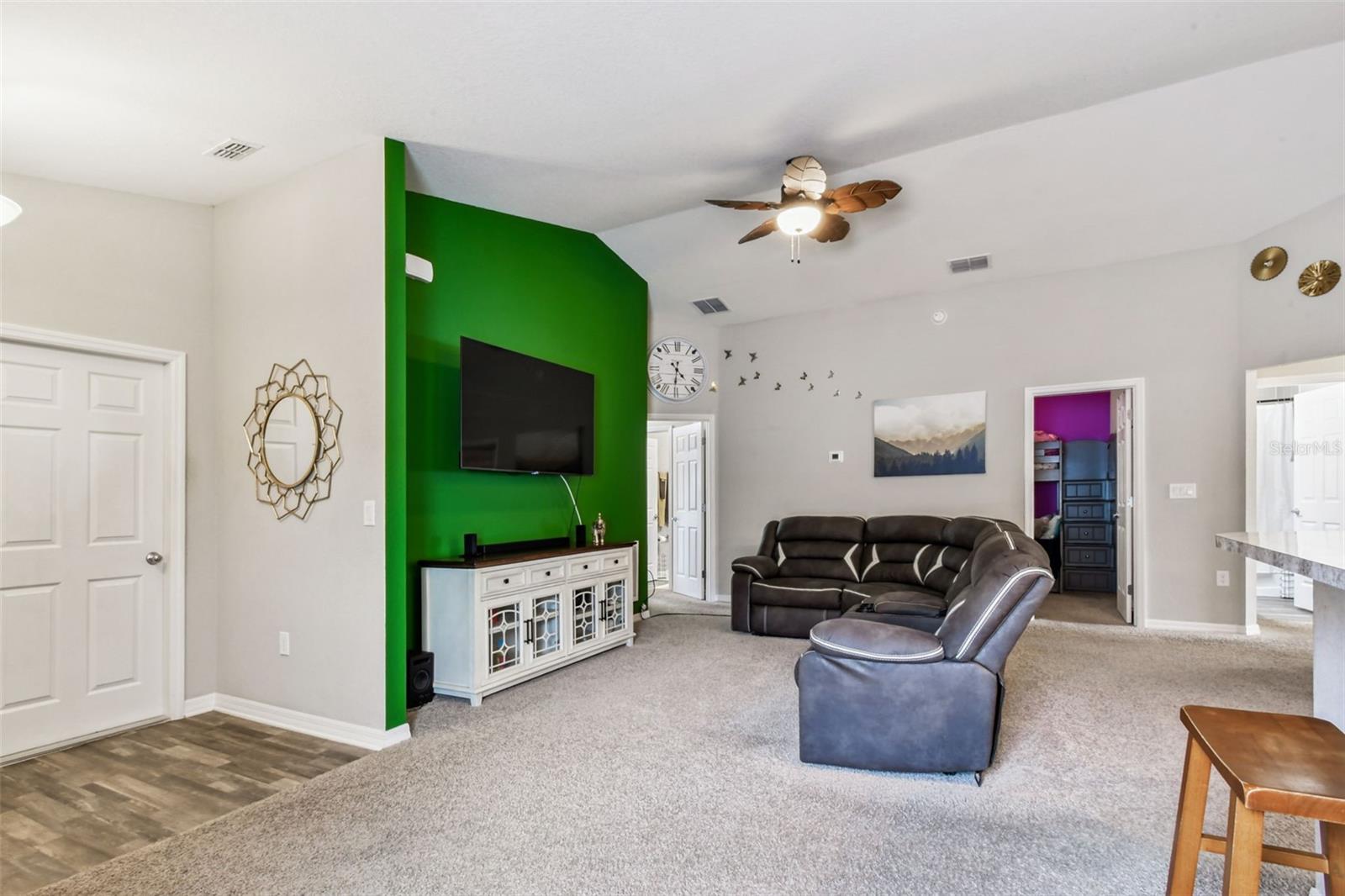 6977 ABBYWOOD LN — photo 11