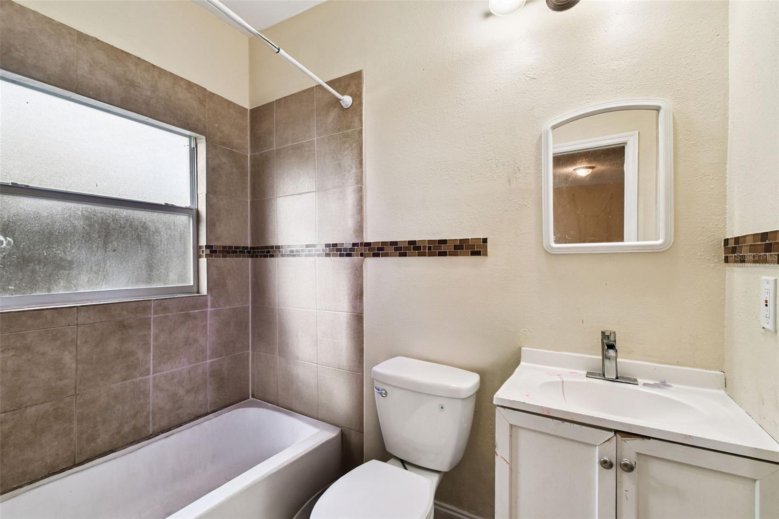 3417 E LAKE AVE — photo 7