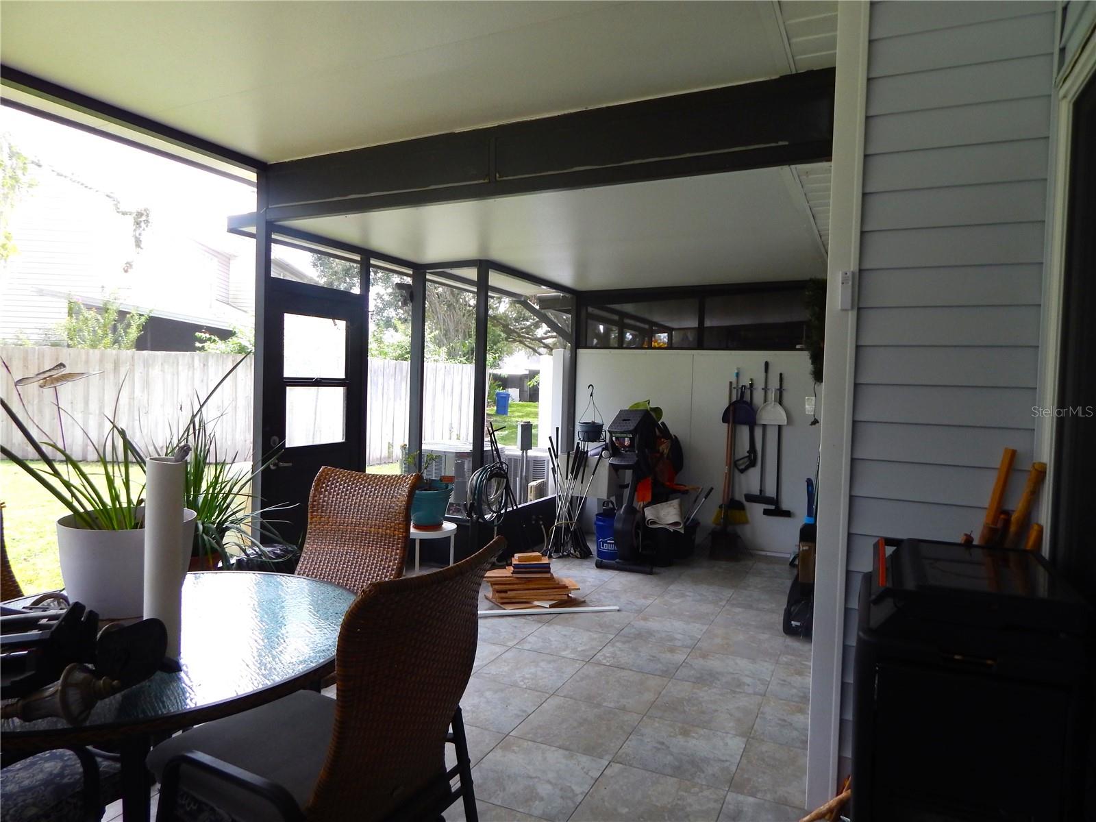 16221 RAMBLING VINE DR W — photo 21