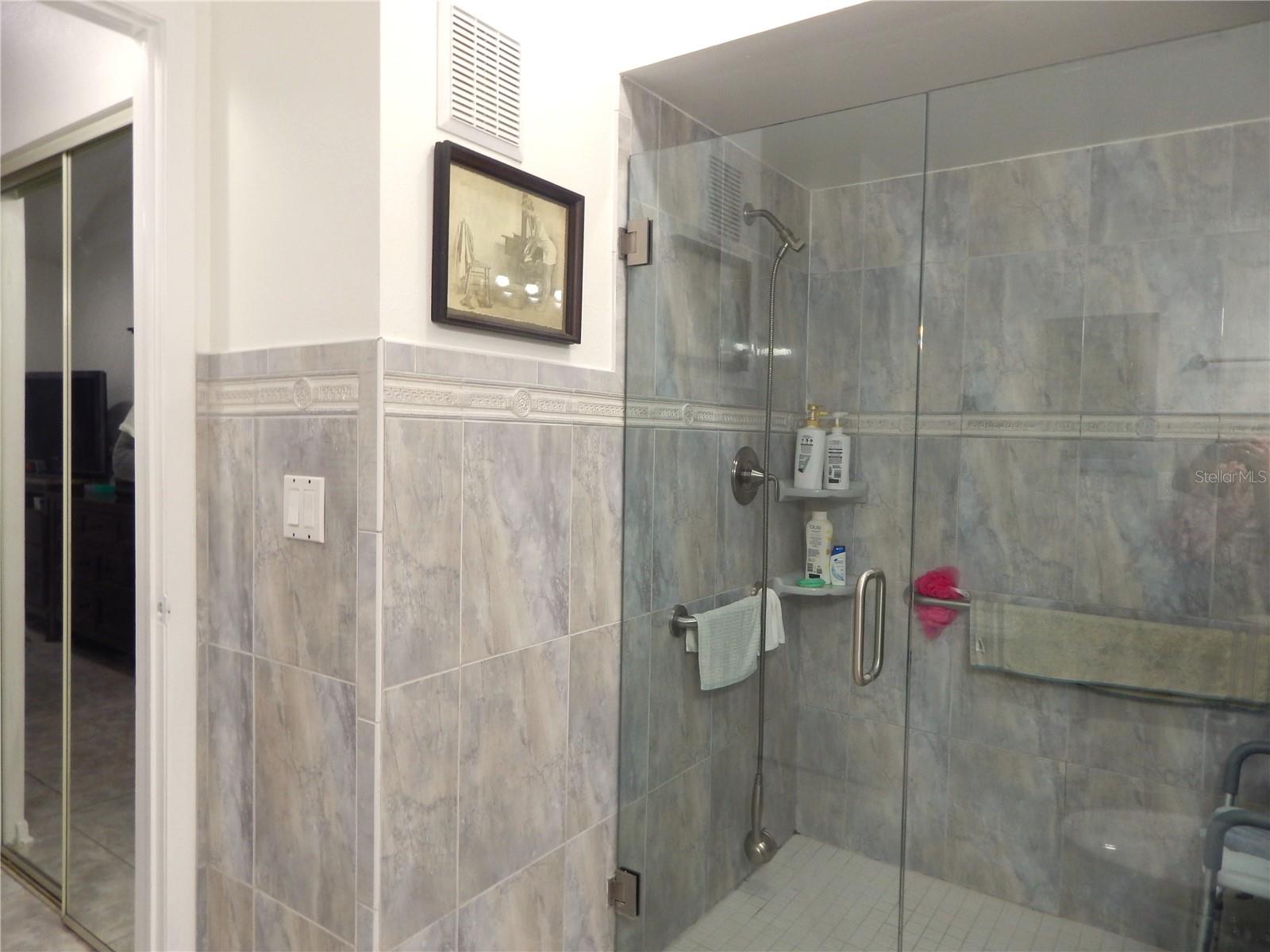 16221 RAMBLING VINE DR W — photo 13