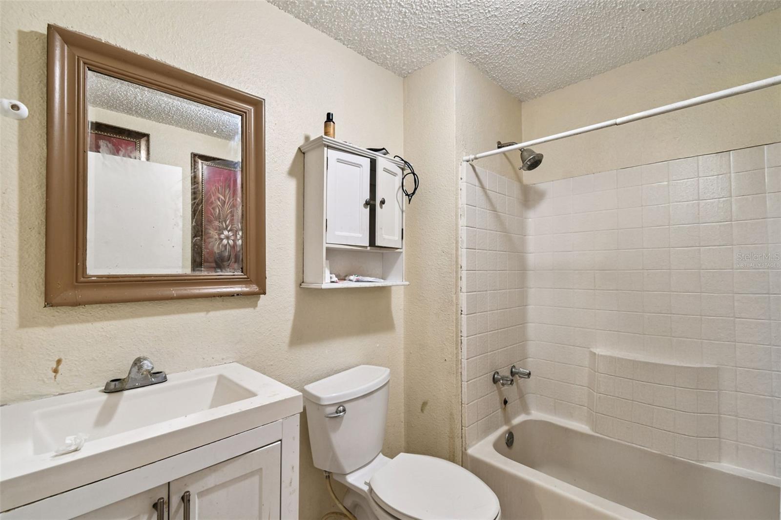 3417 E LAKE AVE — photo 8