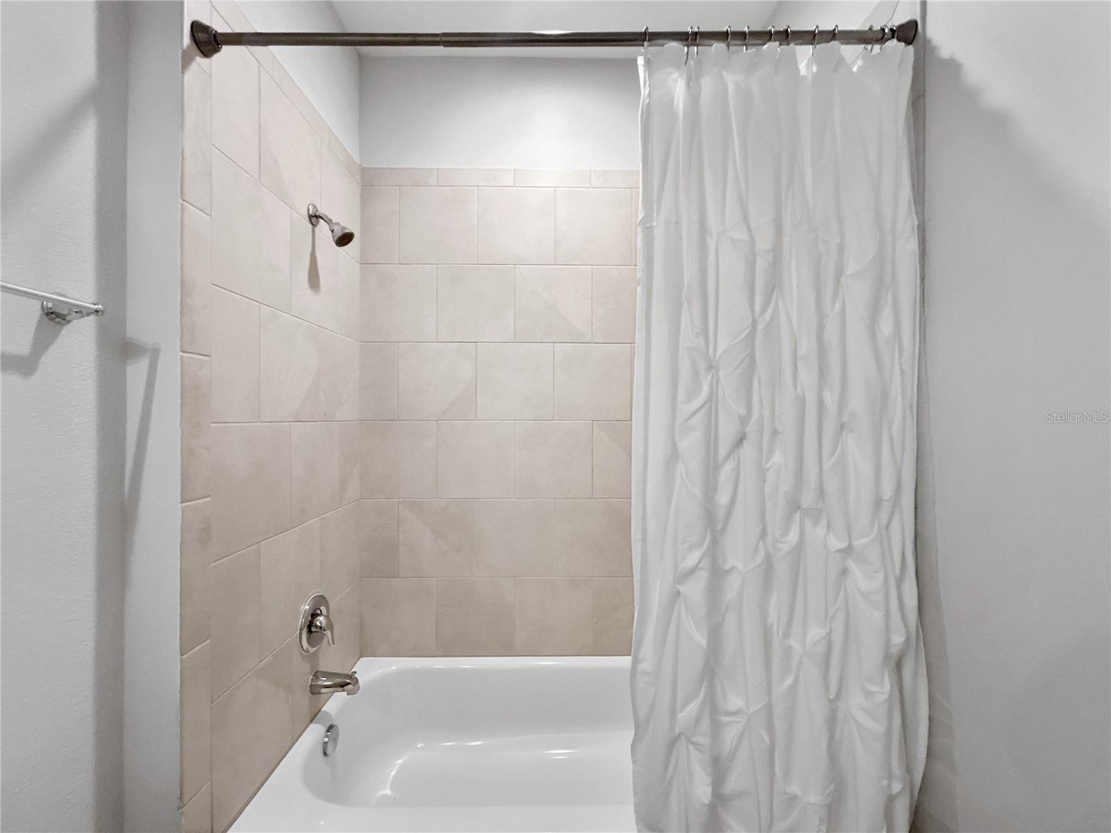 510 DOUGLAS PL — photo 17