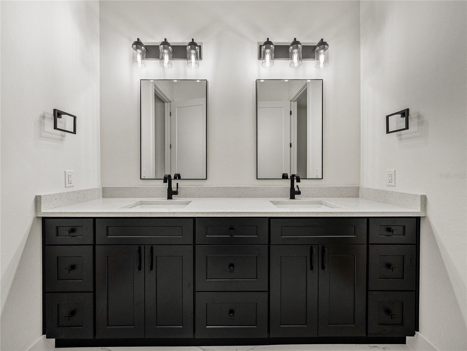 14069 GRANDEUR WAY — photo 40