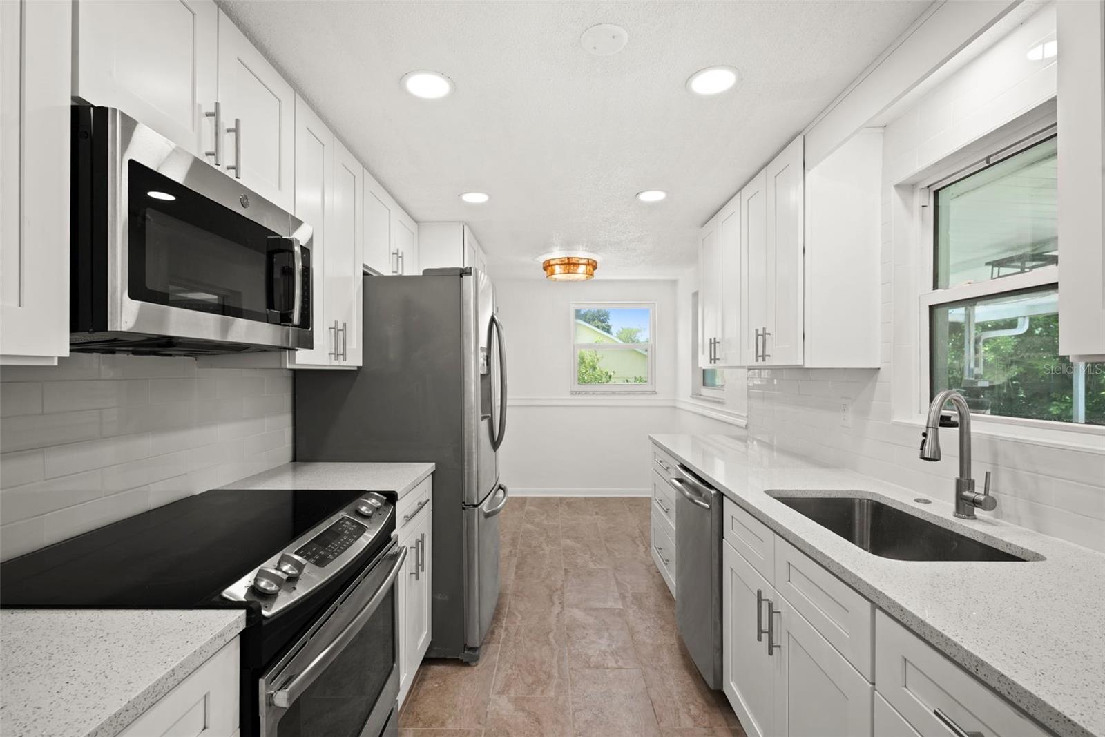 1010 GULF RD — photo 12