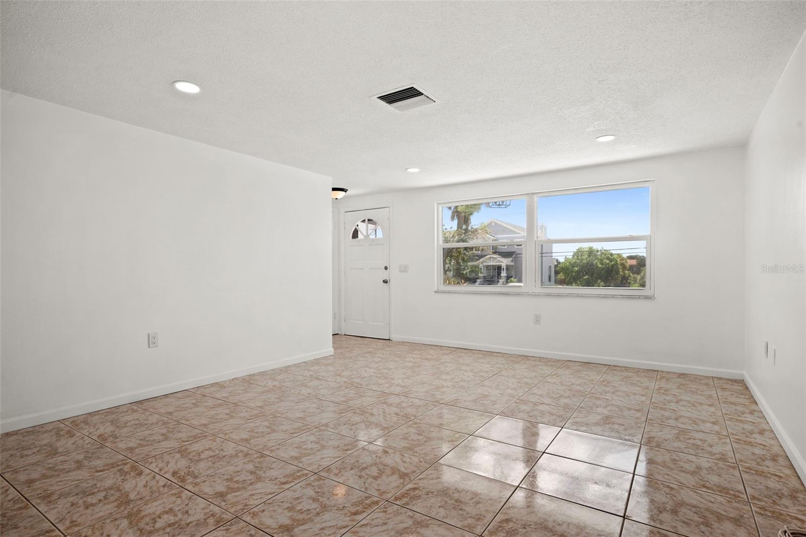 1010 GULF RD — photo 4