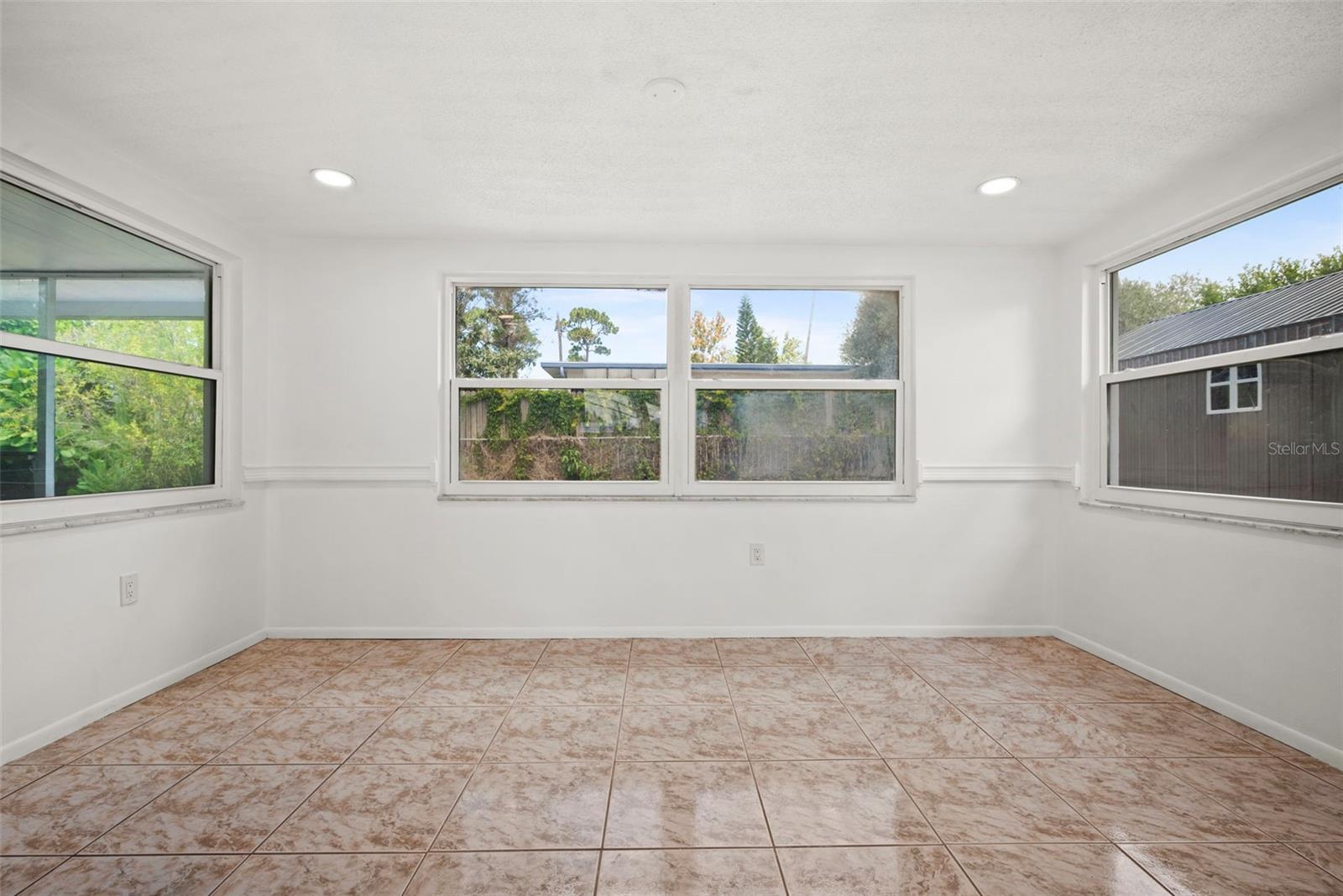 1010 GULF RD — photo 10
