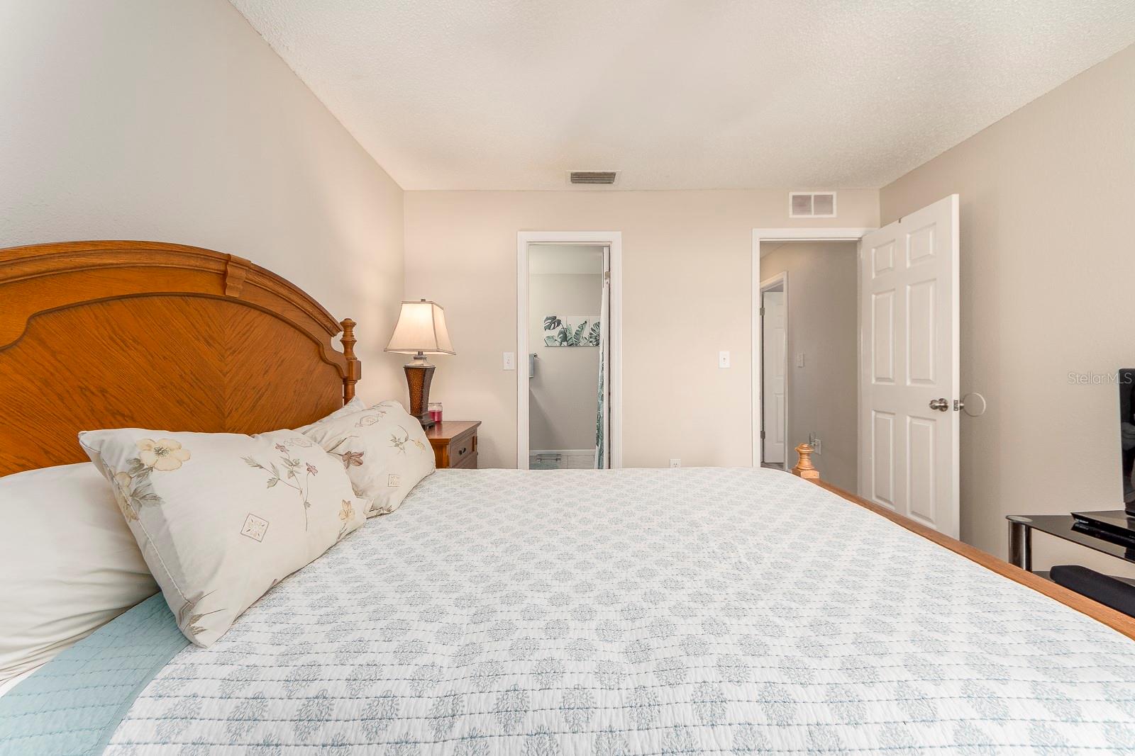 1832 SETON DR — photo 23