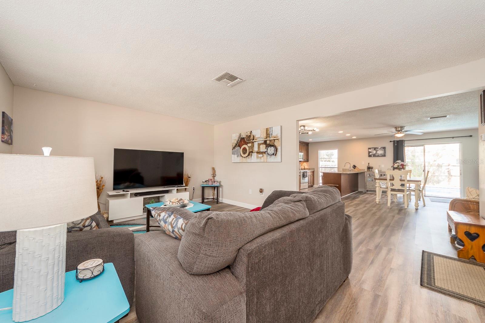 1832 SETON DR — photo 6