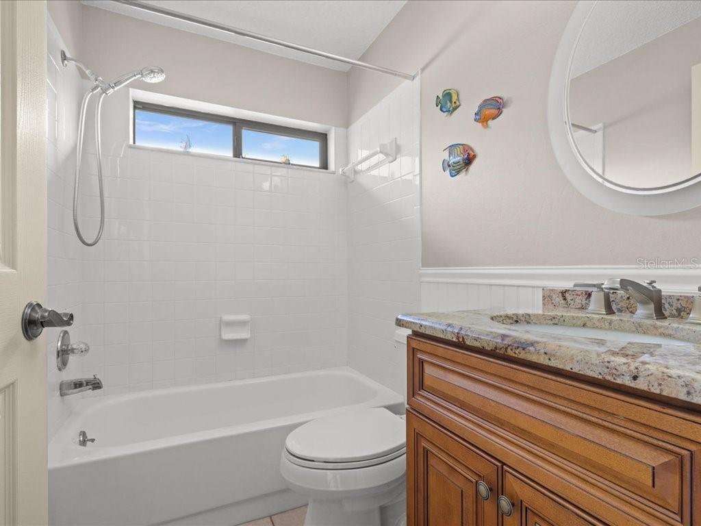 411 CYPRESS FOREST DR — photo 40