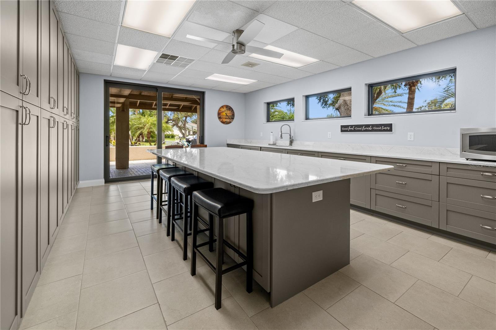 411 CYPRESS FOREST DR — photo 59