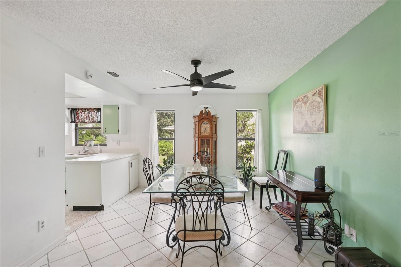 1604 LELAND DR — photo 8