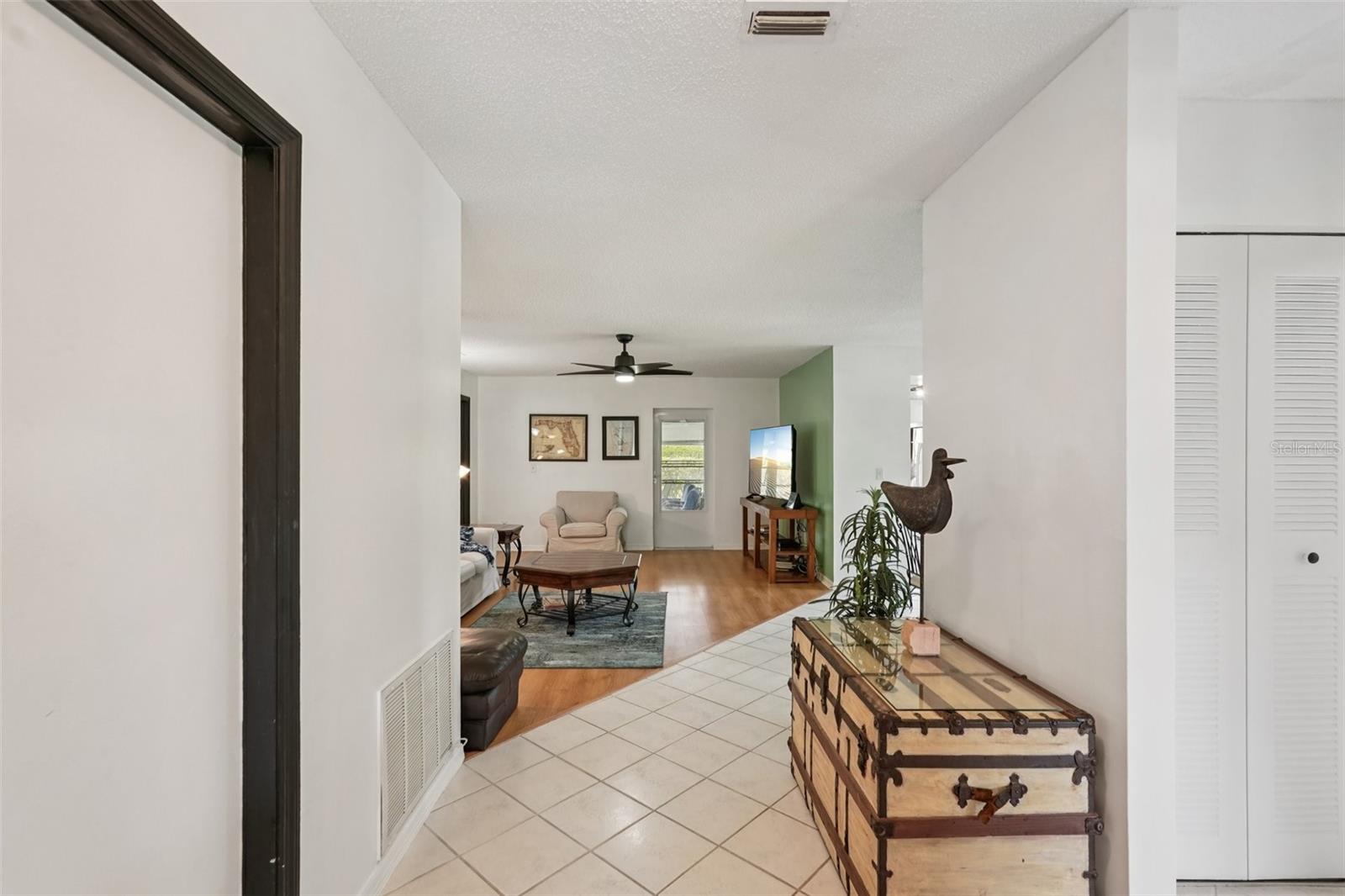 1604 LELAND DR — photo 3