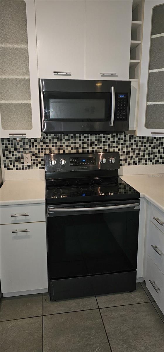 321 TIMBERLAKE DR #321 — photo 4