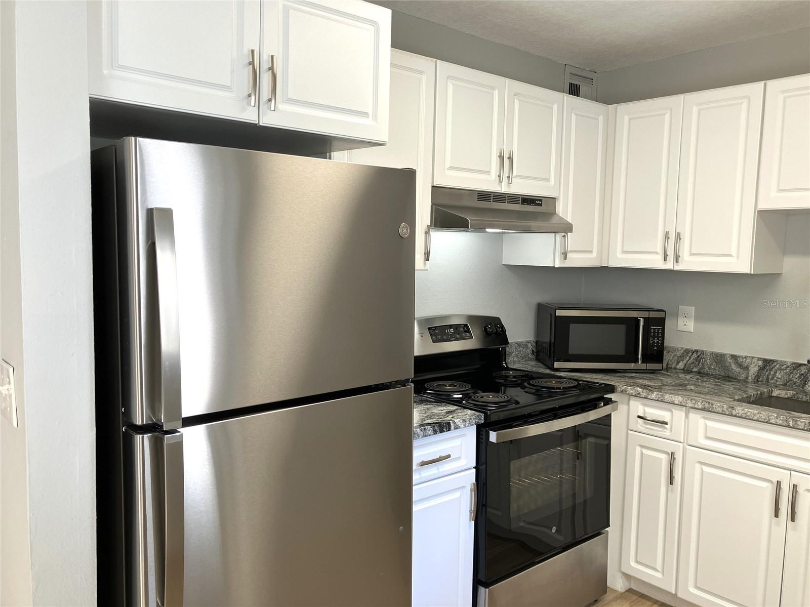 11703 RAINTREE VILLAGE BLVD #B — photo 24