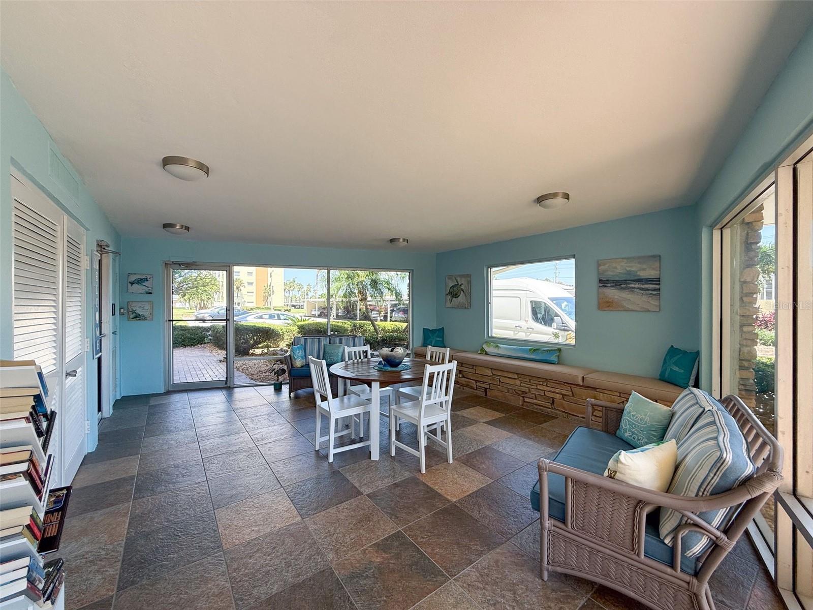 4550 COVE CIR #507 — photo 26
