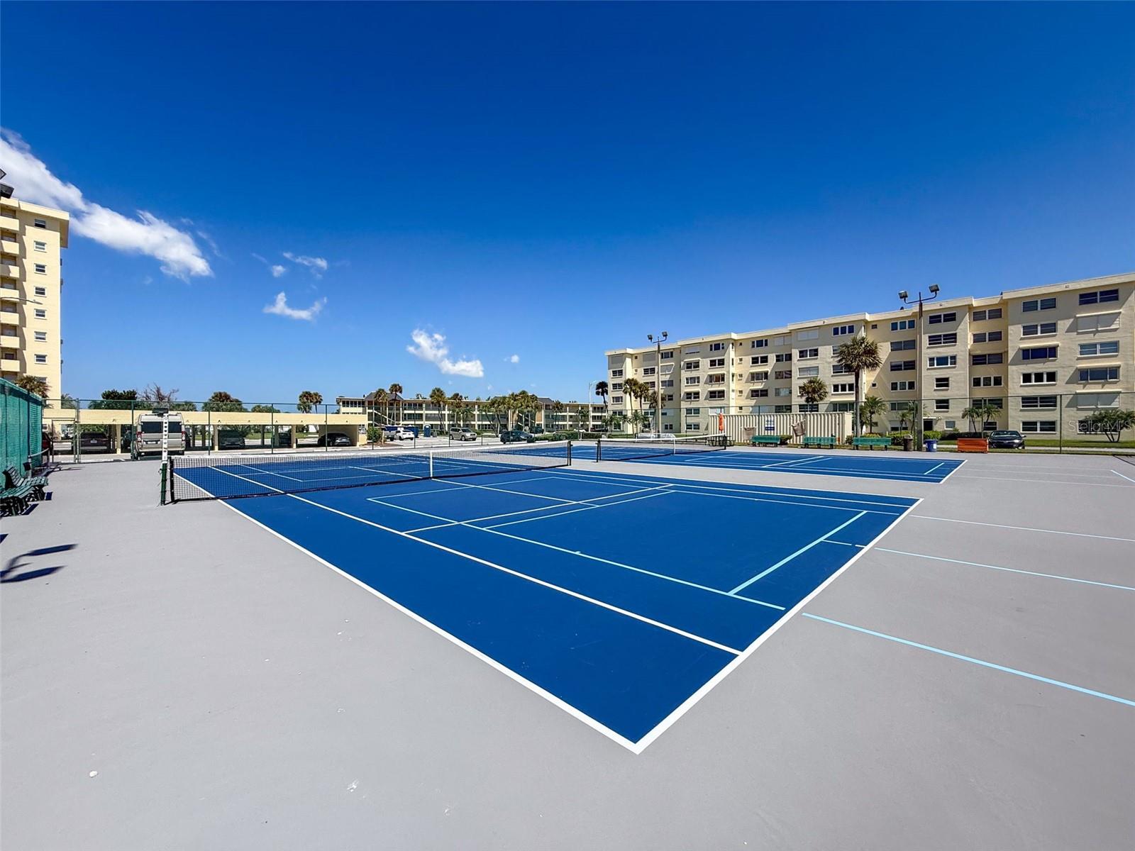 4550 COVE CIR #507 — photo 30
