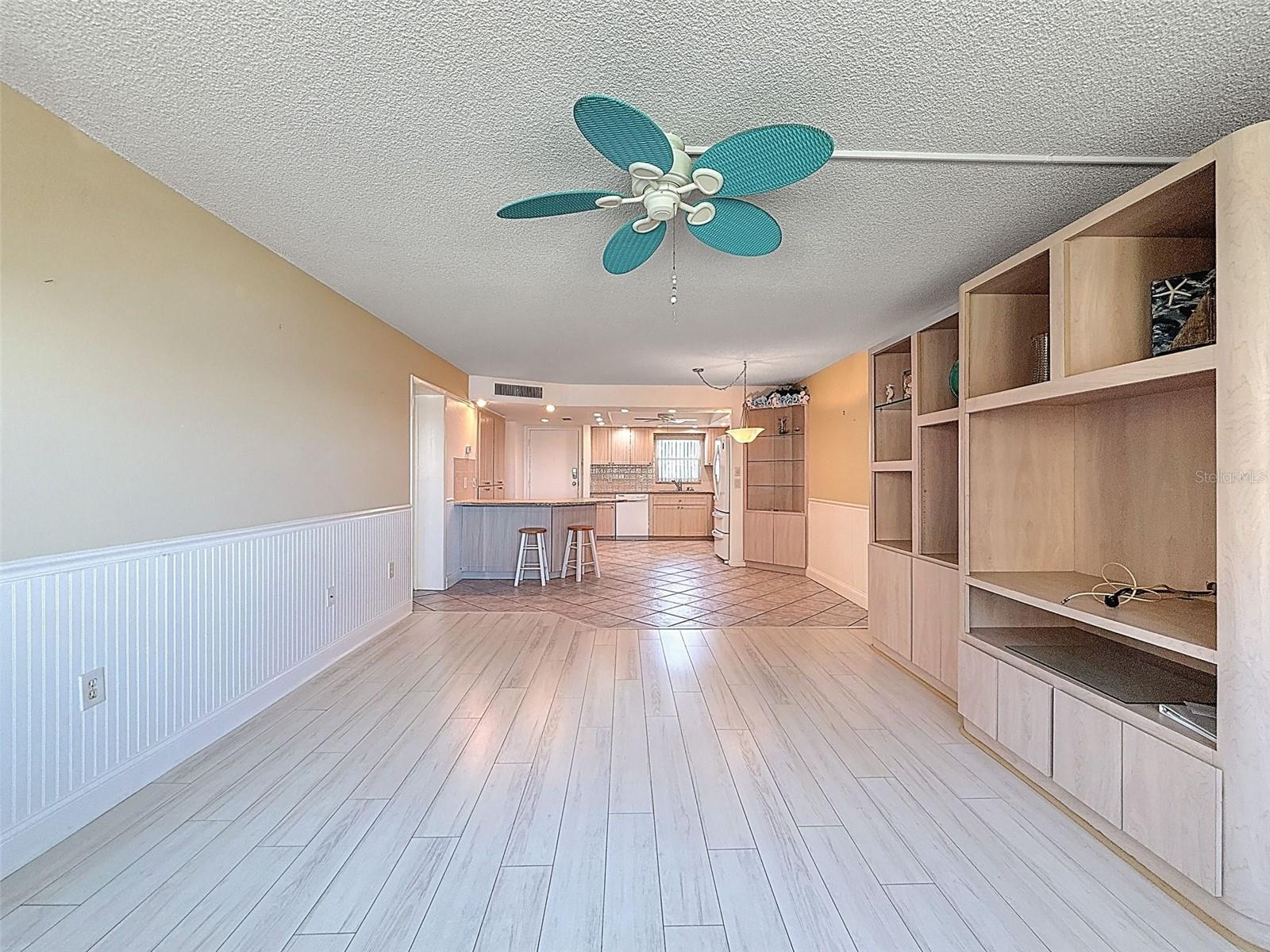 4550 COVE CIR #507 — photo 12