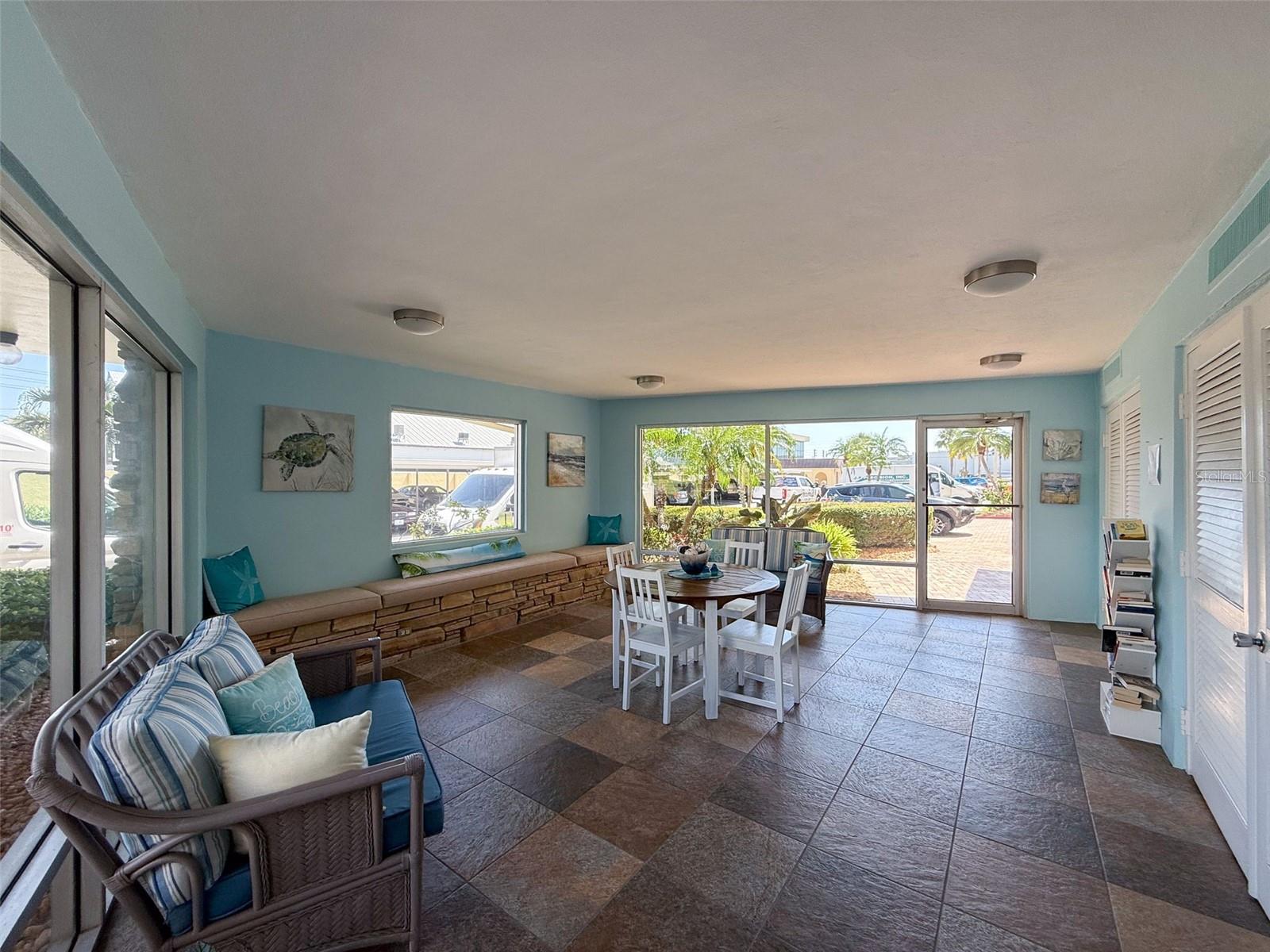 4550 COVE CIR #507 — photo 27